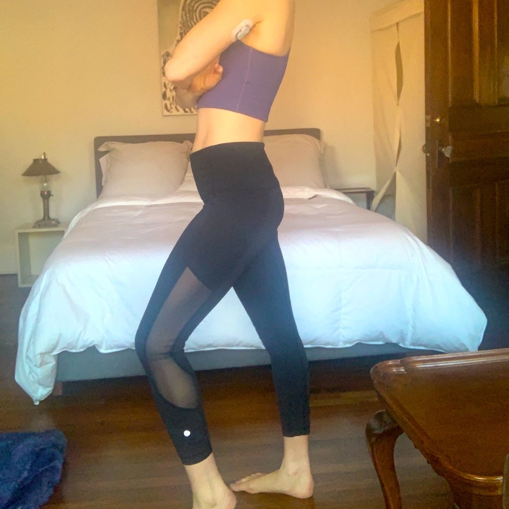 Lululemon mesh side pocket leggings